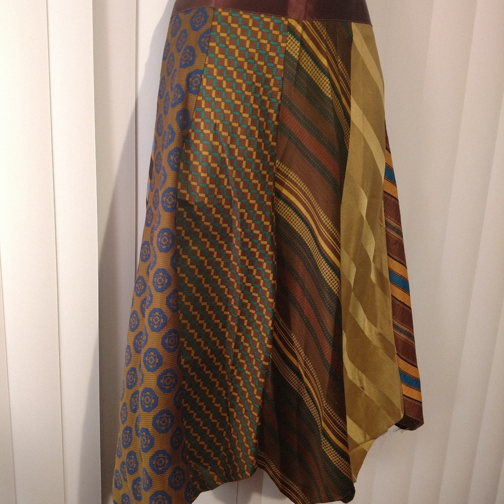 Rare Vintage Tie Upcycled Skirt Sz Small
